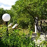 דירה Kostas' Garden