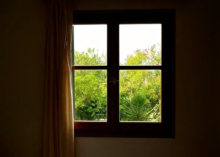 Kostas' Garden Apartamento