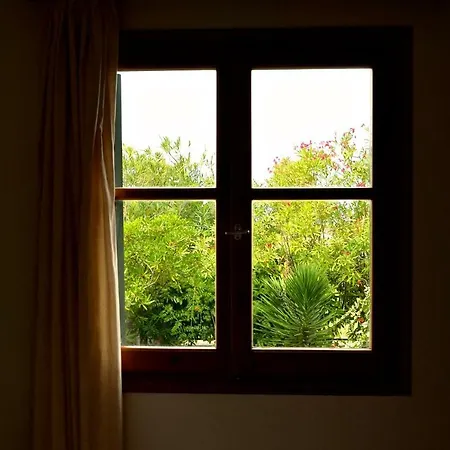 Kostas' Garden Apartman