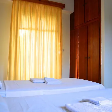 Kostas' Garden شقة *