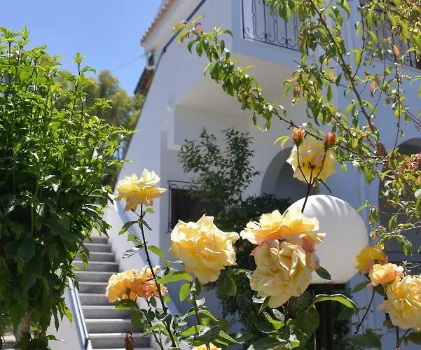 Kostas' Garden Roda (Corfu)