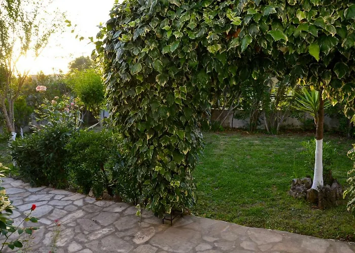 Apartament Kostas' Garden
