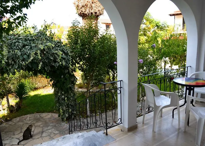 Kostas' Garden Apartament Roda (Corfu)