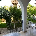Kostas' Garden Διαμέρισμα Ρόδα